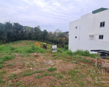 Terreno com 300m², Nao suíte, no bairro Loteamento Falquembach em Marau