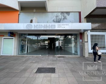 Loja com 404m², Nao suíte, no bairro Centro em Marau