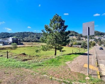 Terreno com 464m², Nao suíte, no bairro Loteamento de Rocco em Marau